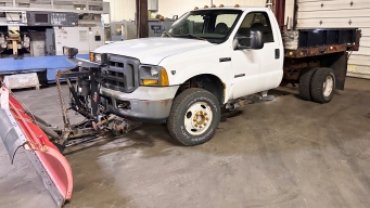 FORD #F-350 PICK UP 2005 W/PLOW, DUMP, SALTER - BV3366