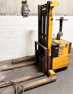 BIG JOE PDH30-106 3,000LBS. ELECTRIC LIFT - BV3633