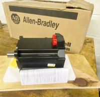 ALLEN BRADLEY 7.25HP SERVO MOTOR - BV926